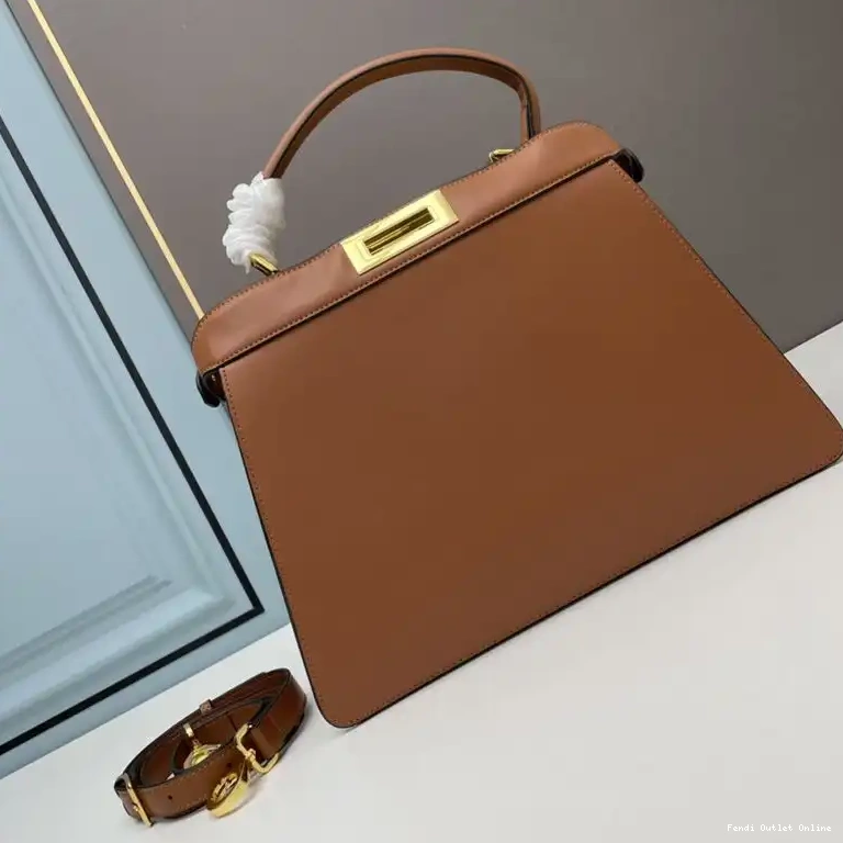 Cheap Bag ISeeU Nappa Medium In Brown Peekaboo Laether Fendi 0419